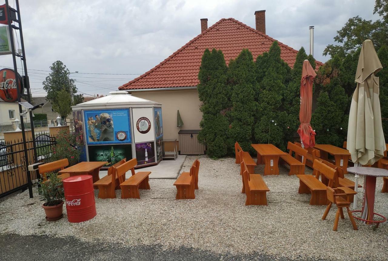 Fehérló Vendégház&Restaurant Buk Exterior foto